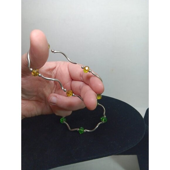 Lot of 2 MSC Mainstreet Collection Wavy Beaded Green Yellow Stretch Bracelets - Picture 3 of 4